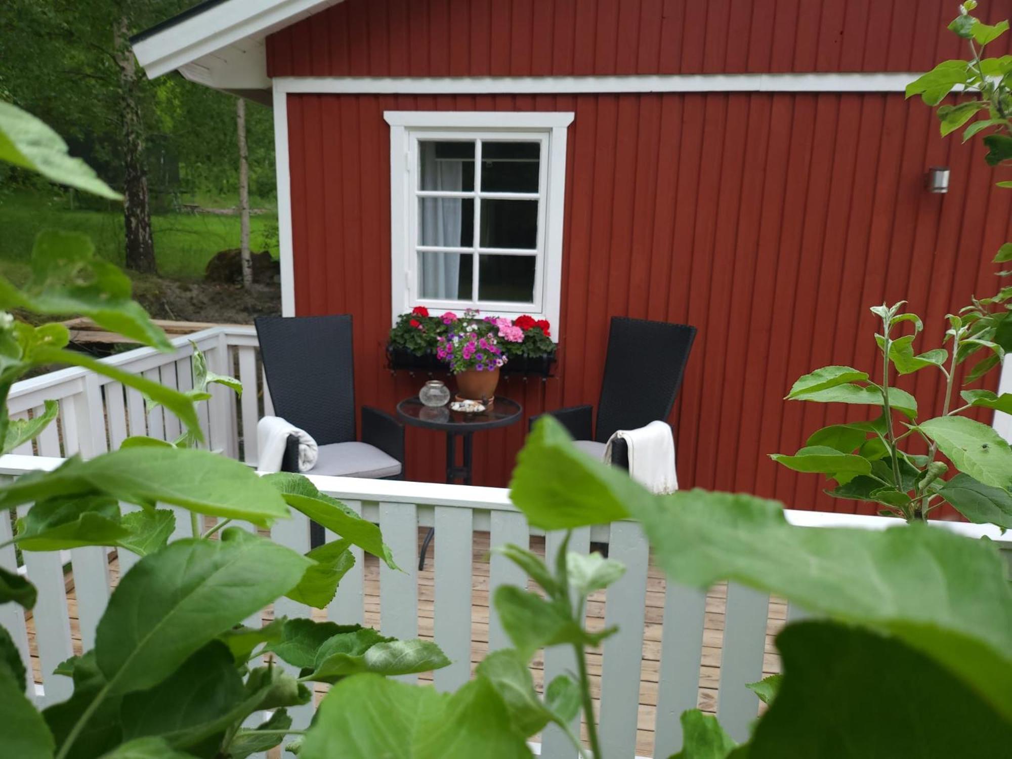 فيلا Lilla Huset Med Stor Traedgardstomt Naera Golf Och Hav تروسا المظهر الخارجي الصورة