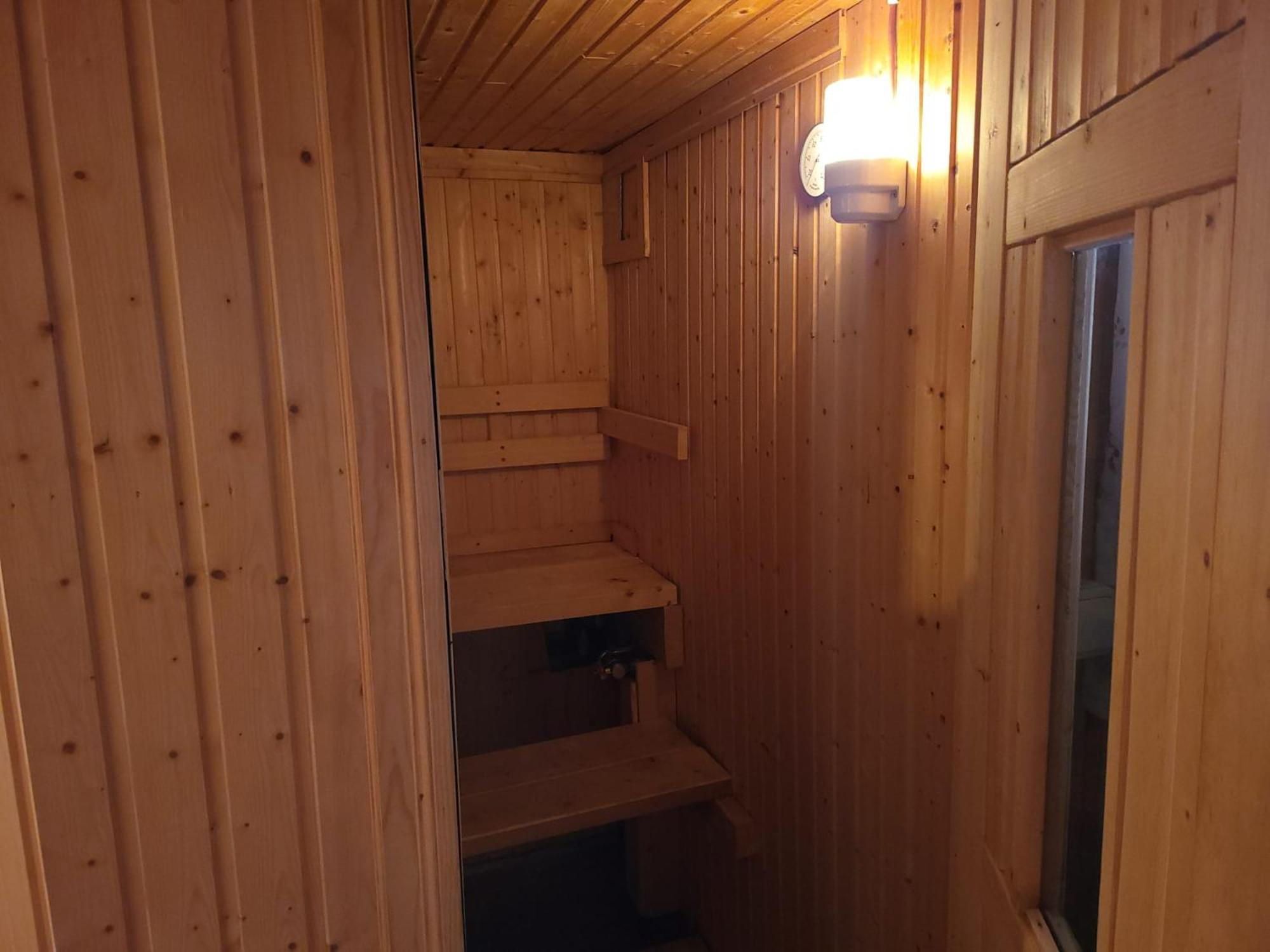 فيلا Lilla Huset Med Stor Traedgardstomt Naera Golf Och Hav تروسا المظهر الخارجي الصورة