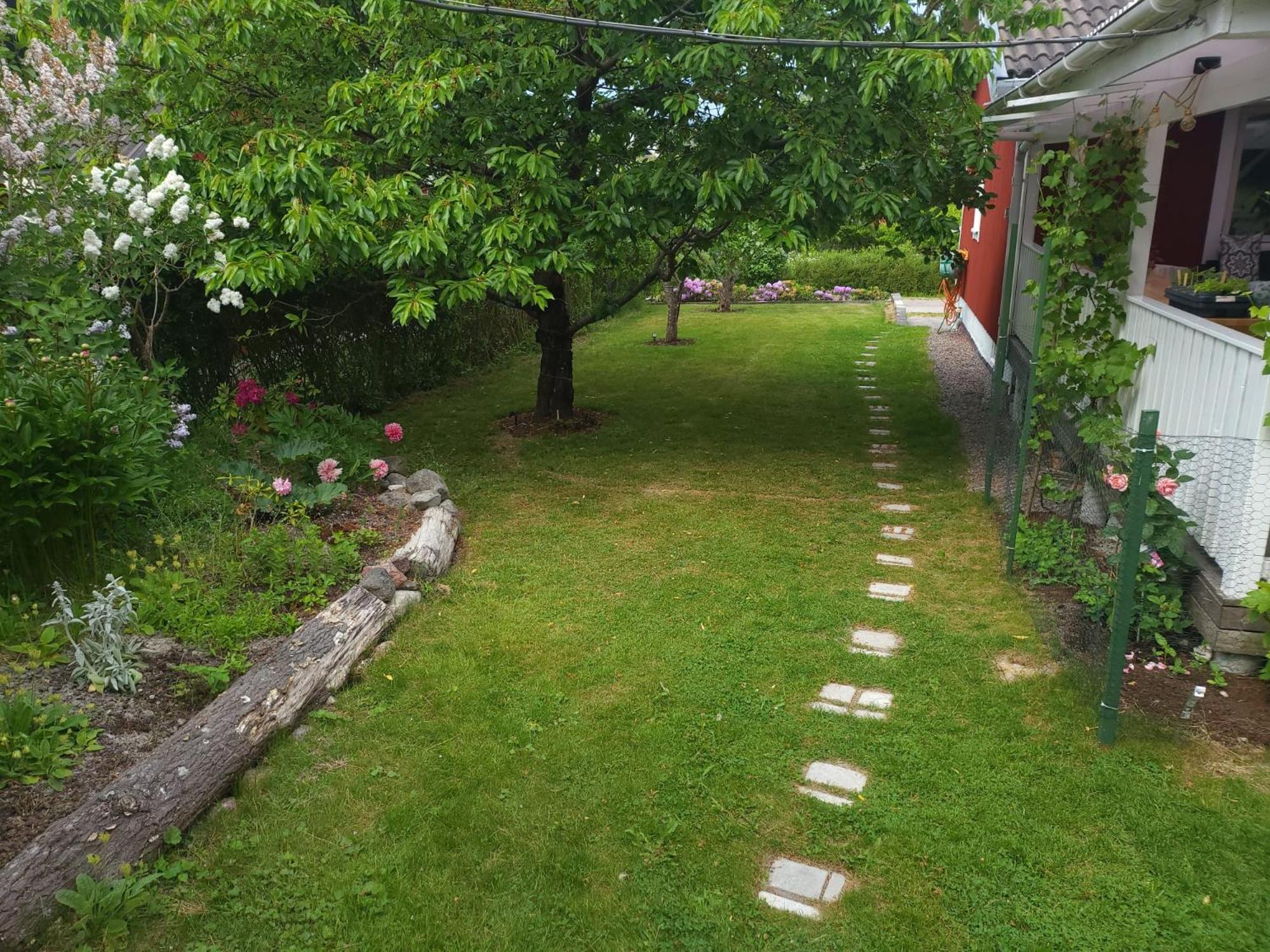 فيلا Lilla Huset Med Stor Traedgardstomt Naera Golf Och Hav تروسا المظهر الخارجي الصورة